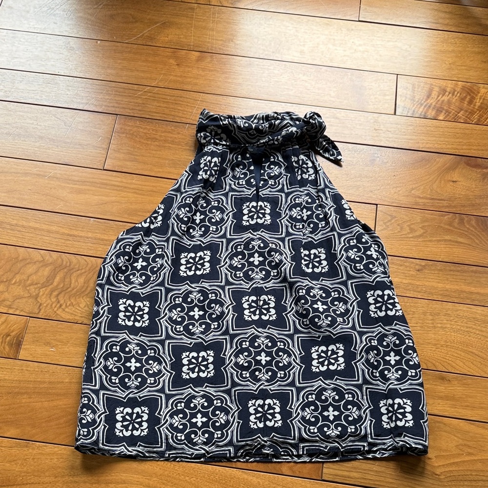 Ann Taylor Navy and Cream Patterned Halter Top